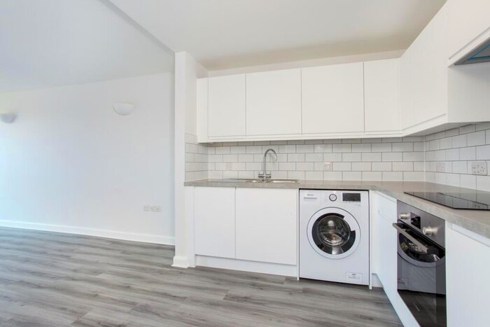 2 Bedroom Apartment To Rent In The Origin Apartments, Bracknell, RG42