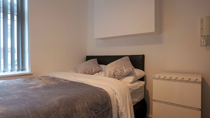 3 Bedroom Terraced House To Rent In St. Georges Road, Coventry, CV1