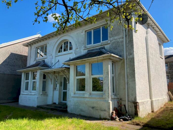 1 Bedroom Flat To Rent In Mackworth Street, Bridgend, CF31