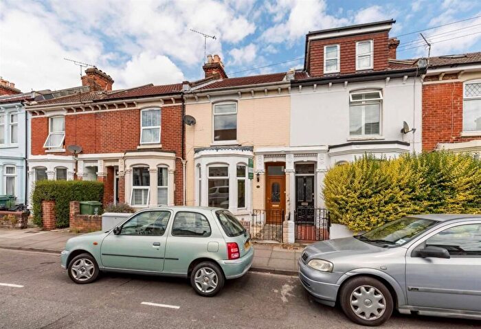 3 Bedroom Terraced House For Sale In Chetwynd Road, Southsea, PO4