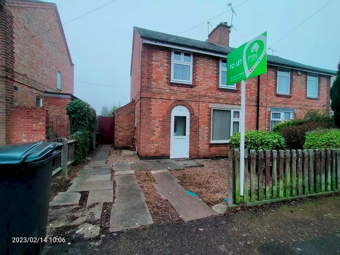 3 Bedroom Semi-Detached House To Rent In Heather Road, Knighton Fields, Leicester, LE2