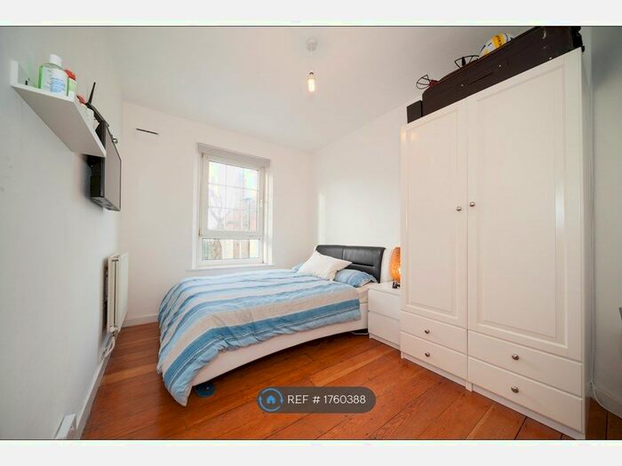 2 Bedroom Flat To Rent In Mountearl Gardens, London, SW16