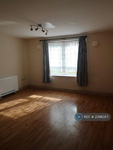 2 Bedroom Flat To Rent In Gaiety House, Smethwick, B66