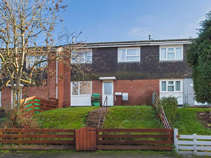 2 Bedroom Town House For Sale In Pippin Close, Nottingham, NG3