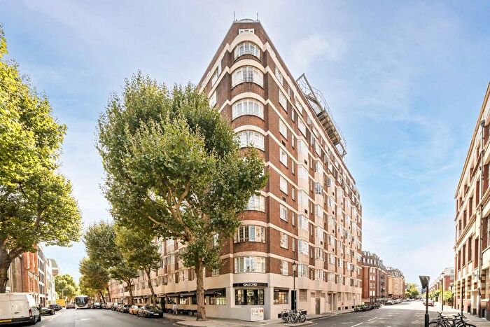 Studio For Sale In Chelsea Cloisters, Chelsea, SW3