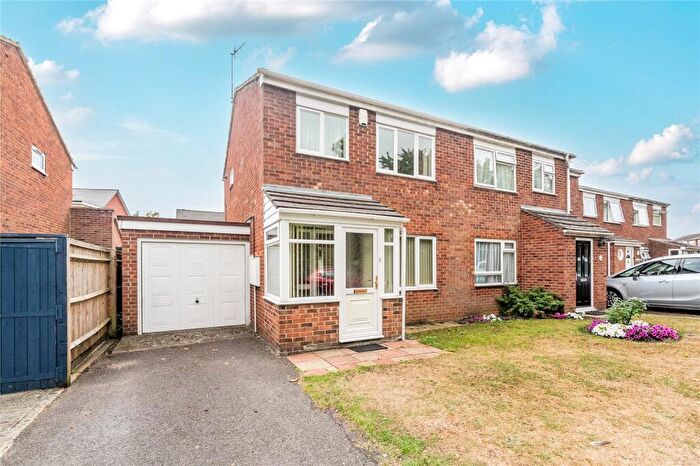 3 Bedroom Semi-Detached House For Sale In Fletcher Road, Cowley, Oxford, OX4