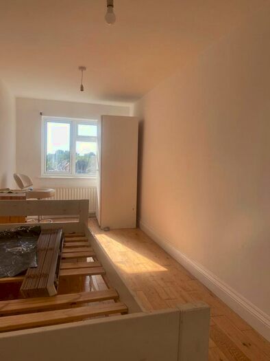 2 Bedroom Flat To Rent In Hook Road, Surbiton, KT6