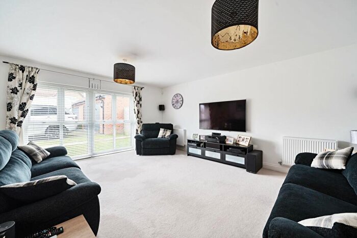 5 Bedroom Detached House For Sale In Parklands Orchard, Whitminster, GL2