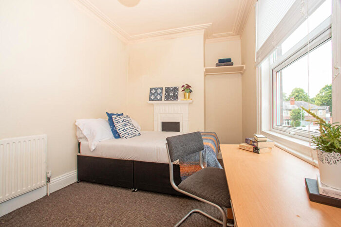 4 Bedroom Terraced House To Rent In Canterbury Drive, Headingley, Leeds, LS6