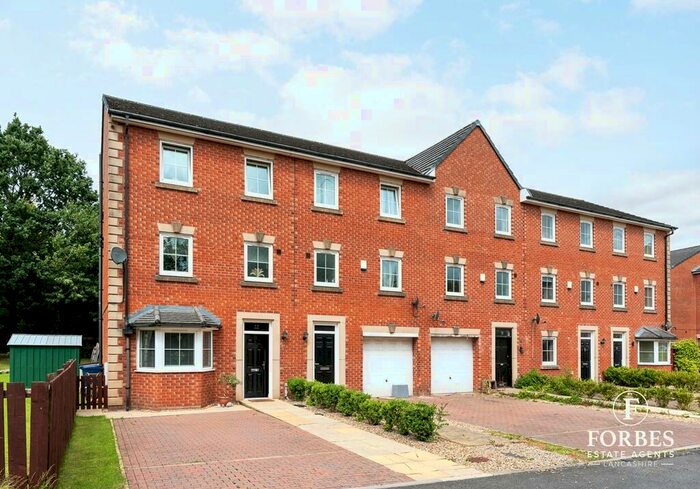 4 Bedroom End Of Terrace House To Rent In The Old Tramway, Tramway Lane, Walton Summit, PR5