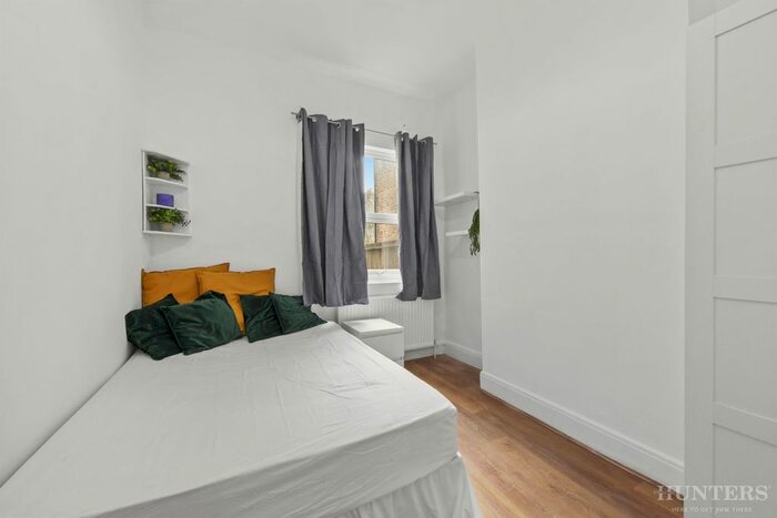 4 Bedroom Terraced House To Rent In Westerfield Road, London, N15