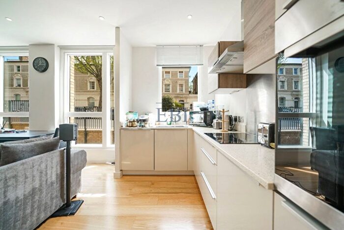 1 Bedroom Flat For Sale In Harlequin Mansions, Cambridge Avenue, NW6