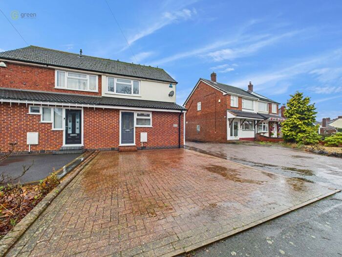 2 Bedroom Semi Detached House For Sale In Wilnecote Lane, Belgrave, Tamworth, B77