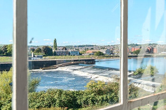 2 Bedroom Flat For Sale In St Leonards, Exeter, EX2