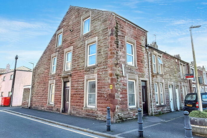 2 Bedroom Maisonette For Sale In Warwick Place, Workington, CA14