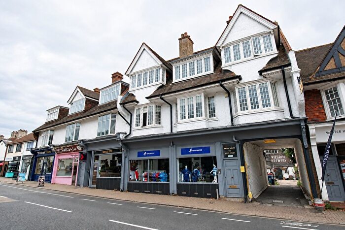 1 Bedroom Flat To Rent In West Street, Reigate, Surrey, RH2