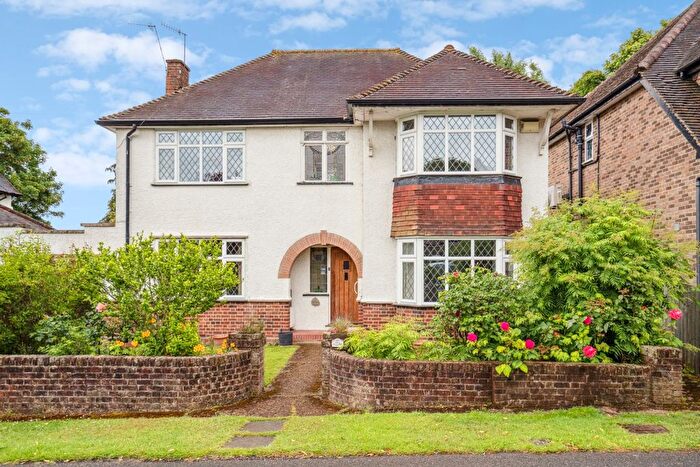 3 Bedroom Detached House For Sale In Avenue Rise, Bushey, WD23