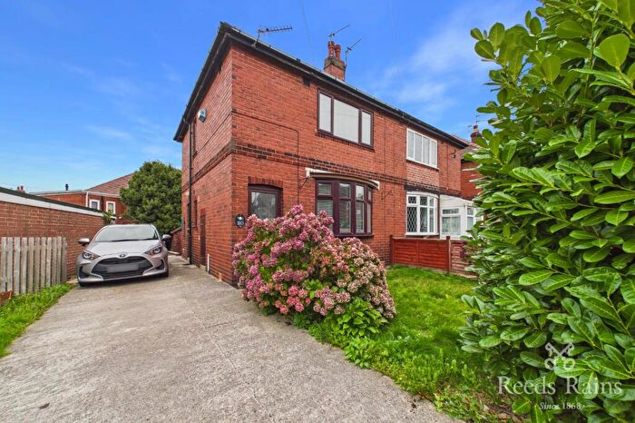 2 Bedroom Semi-Detached House To Rent In Gerard Avenue, Morley, Leeds, West Yorkshire, LS27