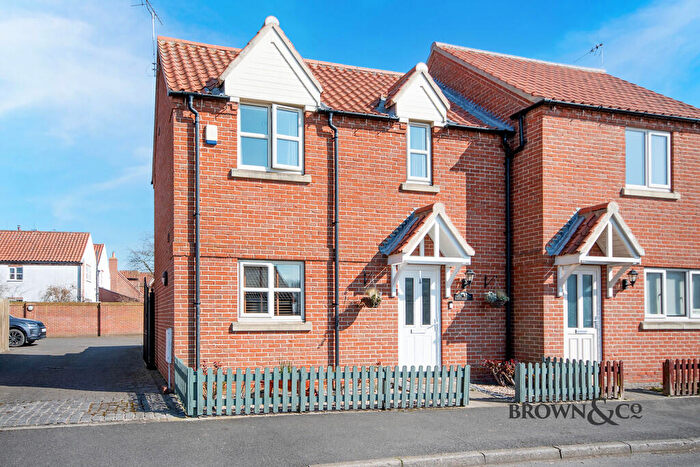 2 Bedroom Semi-Detached House For Sale In Dunham Road, Laneham, Retford, DN22