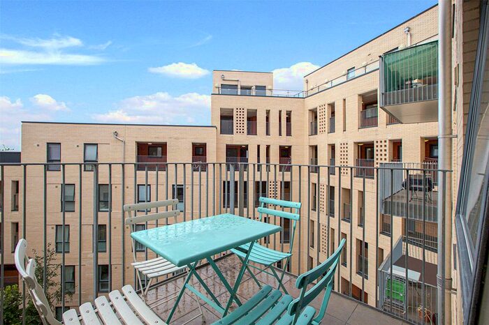 2 Bedroom Flat To Rent In The Parker Building, Jamaica Road, London, SE16