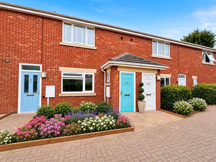 2 Bedroom Apartment For Sale In Regent Road, Countesthorpe, Leicester, LE8