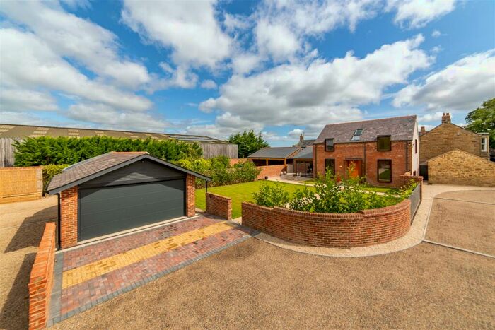 3 Bedroom Detached House For Sale In The Hayloft, Gubeon Farm, Morpeth, NE61