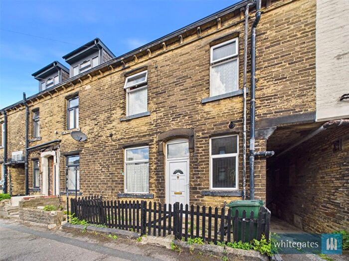 2 Bedroom Terraced House For Sale In Halstead Place, Bradford, West Yorkshire, BD7