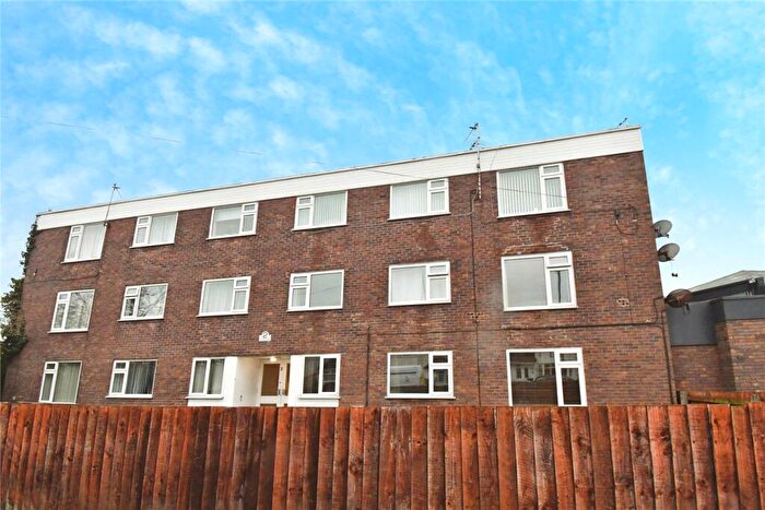 3 Bedroom Flat For Sale In Wood Lane, Greasby, Wirral, CH49