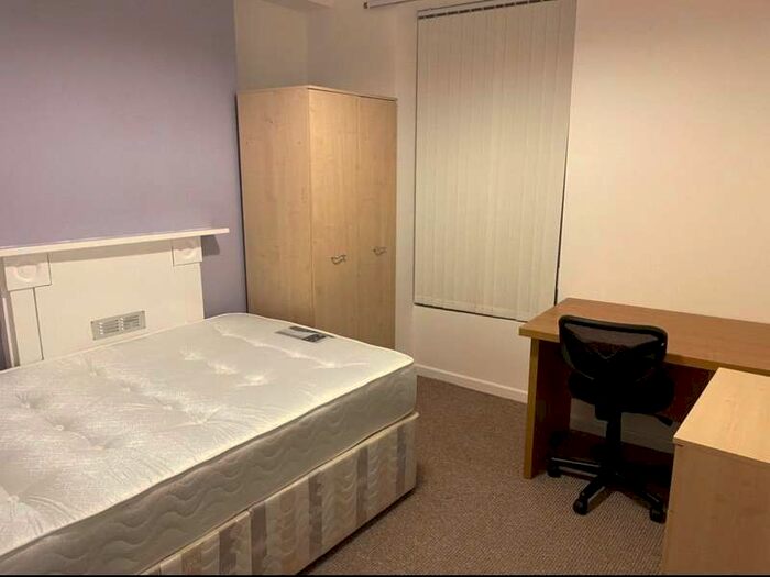 3 Bedroom House To Rent In Mount Street (3 Bed), Bangor, Gwynedd, LL57