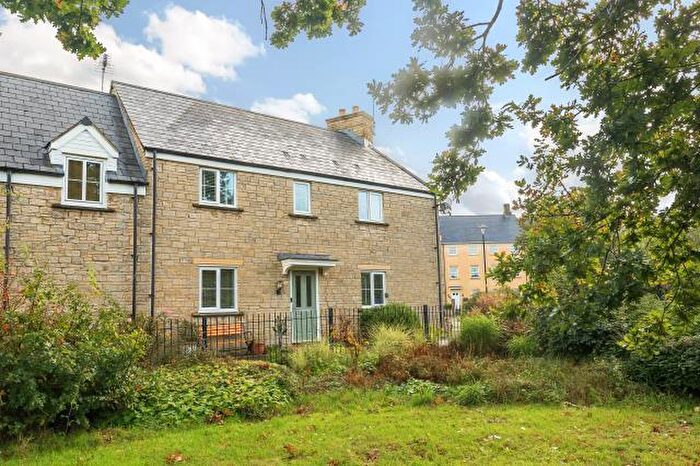3 Bedroom Terraced House For Sale In Polonez Court, Swindon, SN25