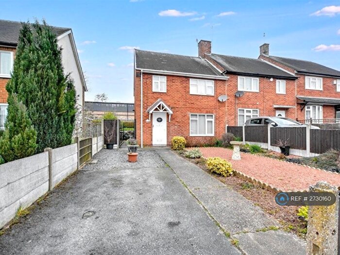 3 Bedroom End Of Terrace House To Rent In Wendling Gardens, Nottingham, NG5