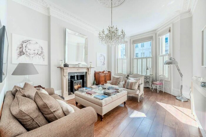 4 Bedroom Maisonette To Rent In Philbeach Gardens, Earls Court, London, SW5