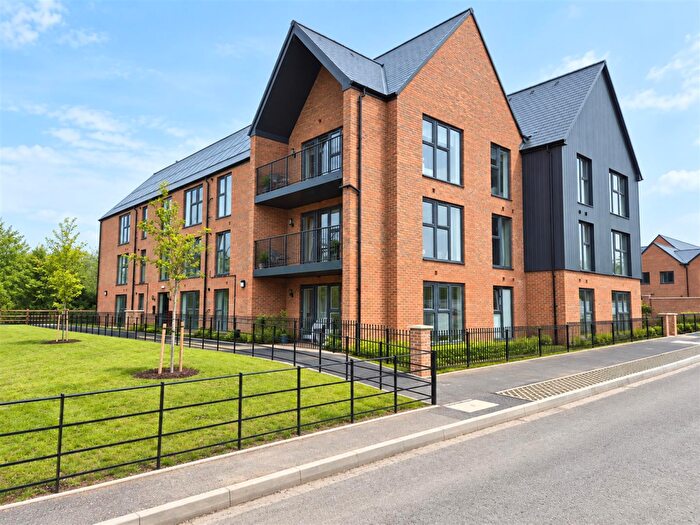 1 Bedroom Apartment For Sale In Old Wharf Road, Stourbridge, DY8