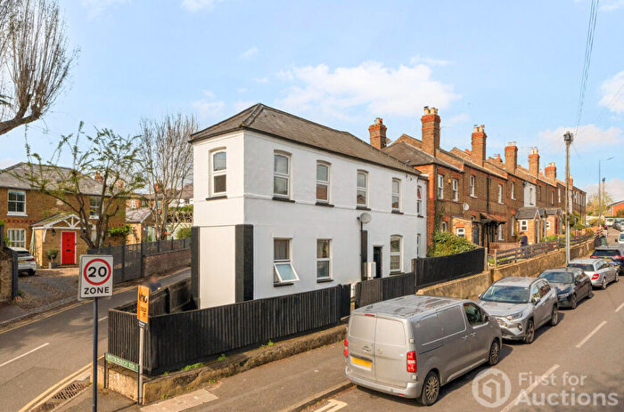 4 Bedroom End Of Terrace House For Sale In Boyn Hill Road, Maidenhead, Berkshire, SL6
