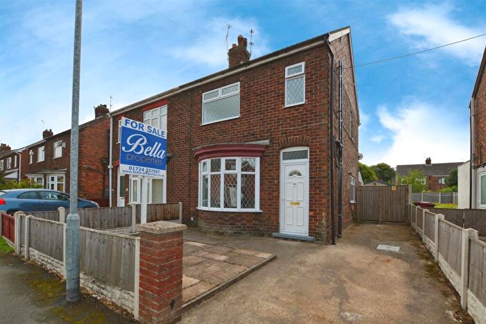 3 Bedroom Semi-Detached House For Sale In Avon Road, Scunthorpe, DN16