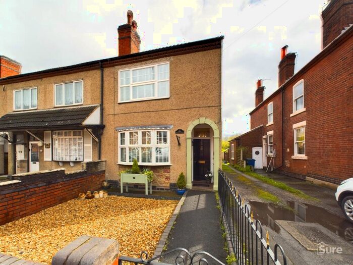 3 Bedroom Semi-Detached House To Rent In Derby Road, Burton-On-Trent, DE14