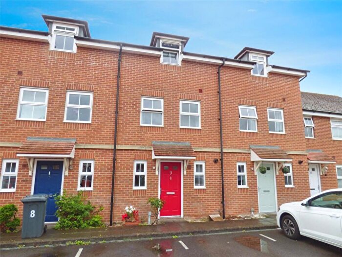 3 Bedroom Terraced House For Sale In Paynes Place, Hedge End, Southampton, SO30