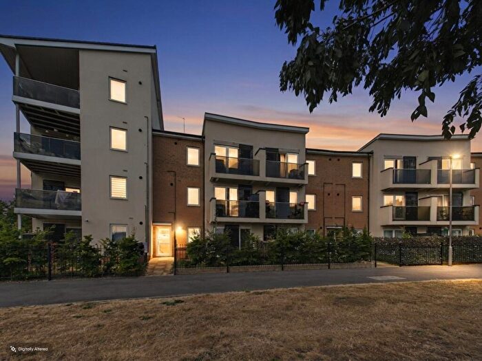 2 Bedroom Apartment To Rent In Great Ground, Aylesbury, Buckinghamshire, HP18