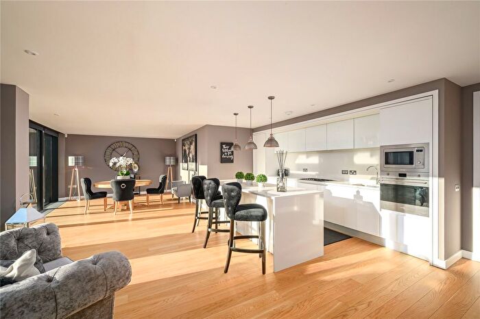 4 Bedroom Flat For Sale In Simpson Loan, Quartermile, Edinburgh, EH3