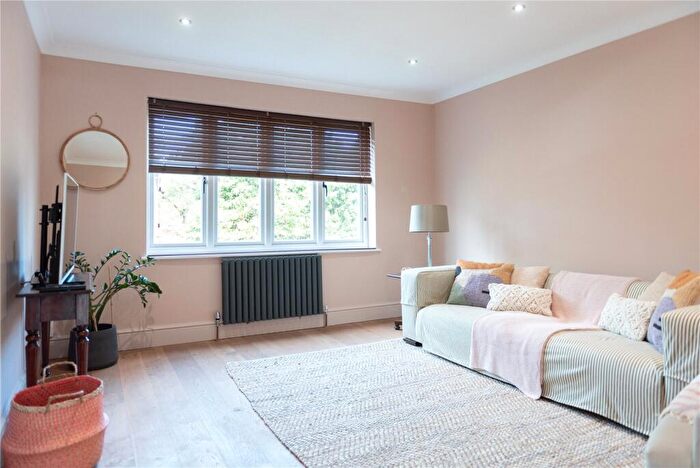 2 Bedroom Apartment For Sale In Westcombe Park Road, Vanbrugh Park, Blackheath, London, SE3