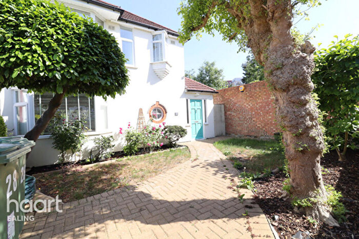 3 Bedroom Semi Detached House To Rent In The Grange, Wembley, HA0