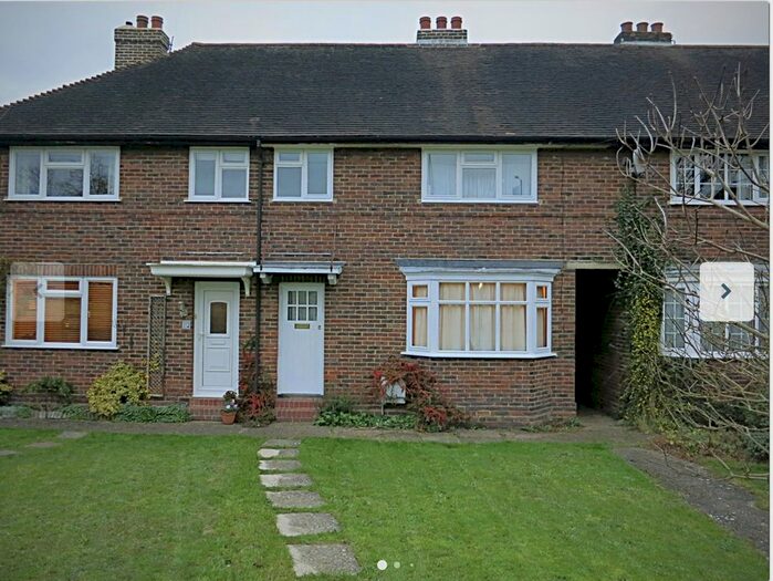 3 Bedroom Property To Rent In Bradbourne Vale Road, Sevenoaks, TN13