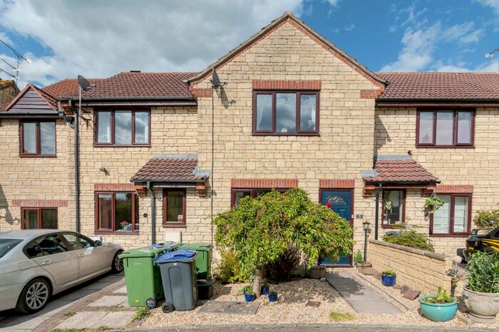 2 Bedroom Terraced House To Rent In Wortheys Close, Malmesbury, SN16