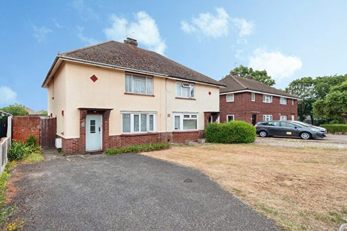 2 Bedroom Semi Detached House For Sale In Brooklands Road, Bletchley, Milton Keynes, Buckinghamshire, MK2