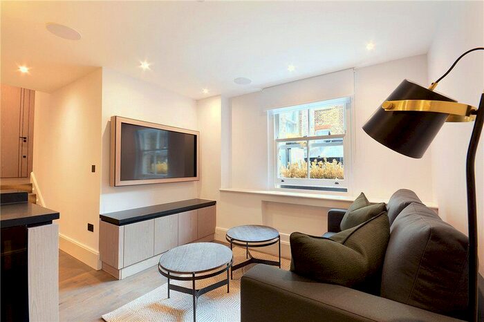1 Bedroom Flat To Rent In Cresswell Gardens, Chelsea, SW5
