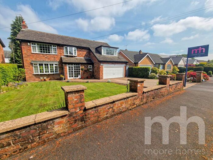 4 Bedroom Detached House For Sale In Southern Crescent, Bramhall, SK7