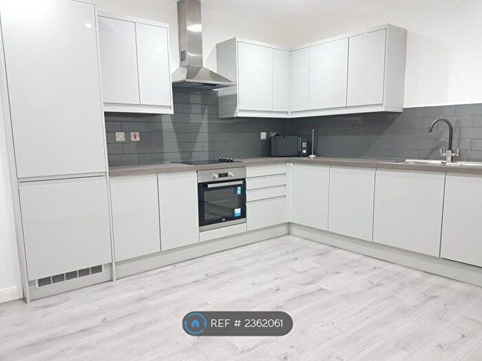 2 Bedroom Flat To Rent In Equinox, Leicester, LE1