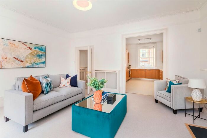 4 Bedroom Property To Rent In Lower Belgrave Street, Belgravia, SW1W