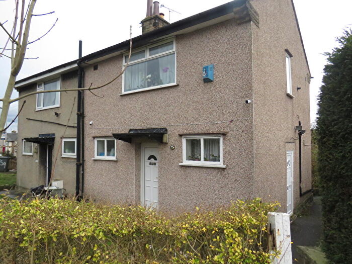 2 Bedroom Property To Rent In Keighley, West Yorkshire, BD21