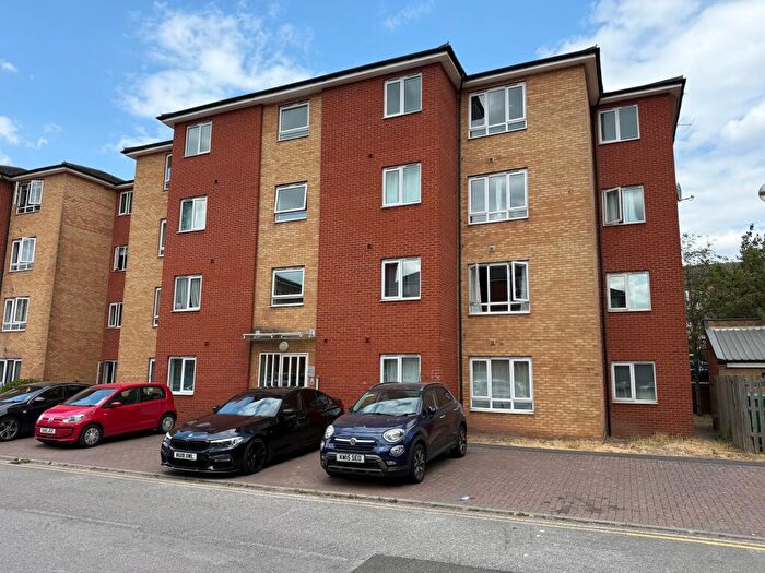 2 Bedroom Apartment For Sale In Apartment, Brook Court, Player Street, Nottinghamshire, NG7